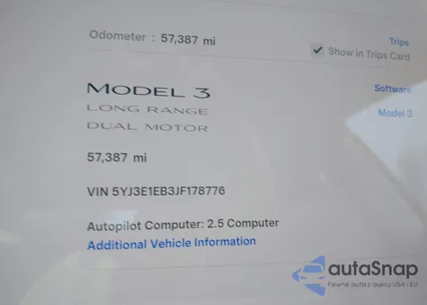 2018 Tesla Model 3 Long Range/Performance z USA, uszkodzony, nr VIN 5YJ3E1EB3JF178776